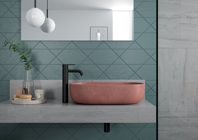 Pesuallashana Damixa Silhouet Large Musta - Image 3